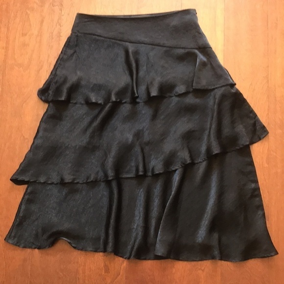 Jun & Ivy Fairycore Witchy Black Lightweight Satiny Tiered Midi Skirt, Size Sm - Picture 6 of 10